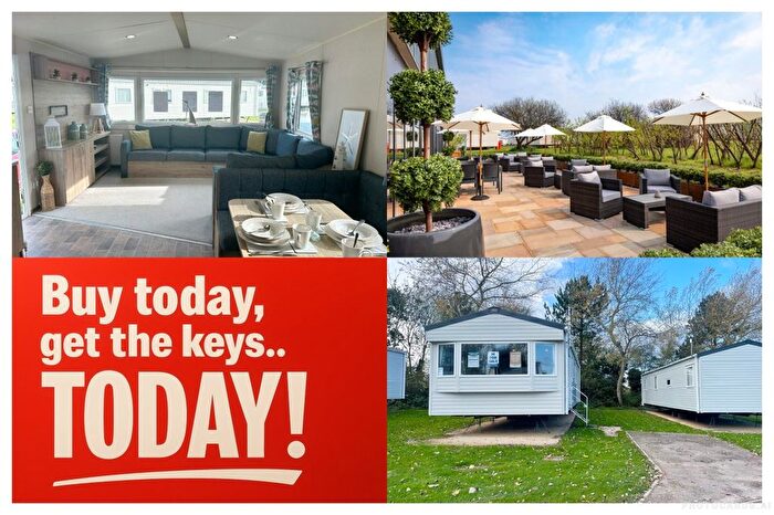 2 Bedroom Park Home For Sale In Lowestoft, NR32