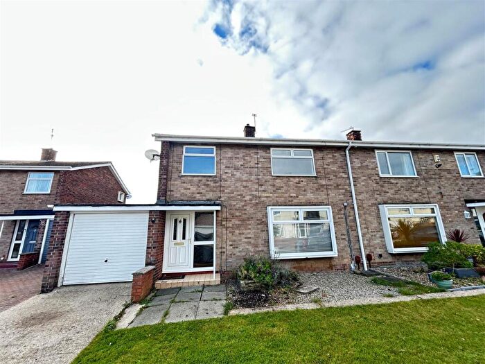 3 Bedroom Semi-Detached House To Rent In Langley Road, Newton Aycliffe, DL5