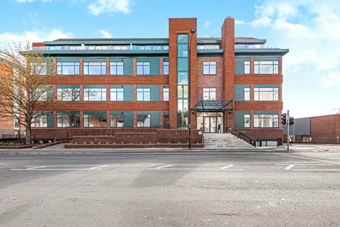 1 Bedroom Flat To Rent In Stoke Road, SL2