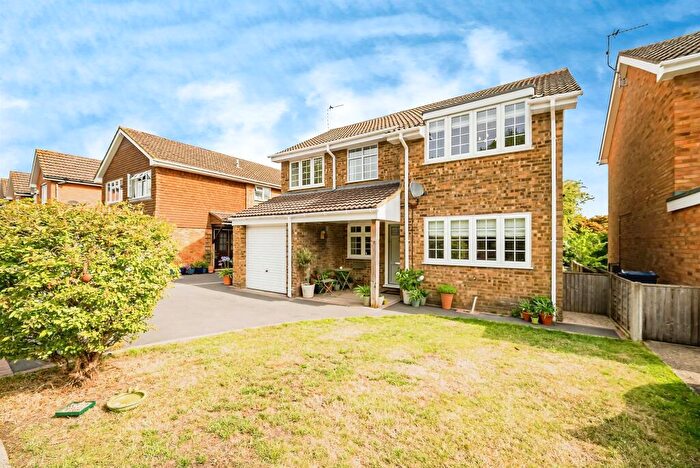 4 Bedroom Detached House For Sale In Pulpit Close, Chesham, HP5