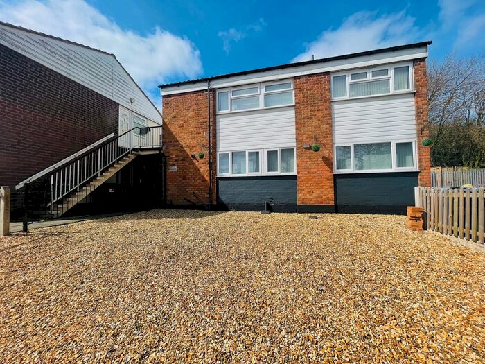 2 Bedroom Property To Rent In Beacon View Road, West Bromwich, B71