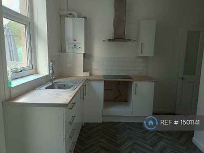 3 Bedroom Terraced House To Rent In Cartridge Street, Heywood, OL10