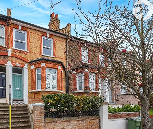 2 Bedroom Terraced House For Sale In Sladedale Road, Plumstead, SE18