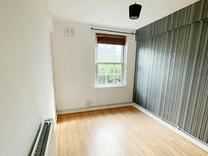 2 Bedroom Flat To Rent In Hotwell Road, Bristol, BS8