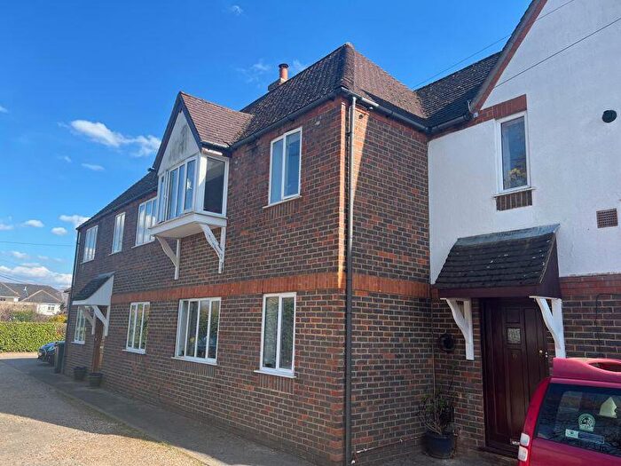 2 Bedroom Flat To Rent In Central Marlow, SL7
