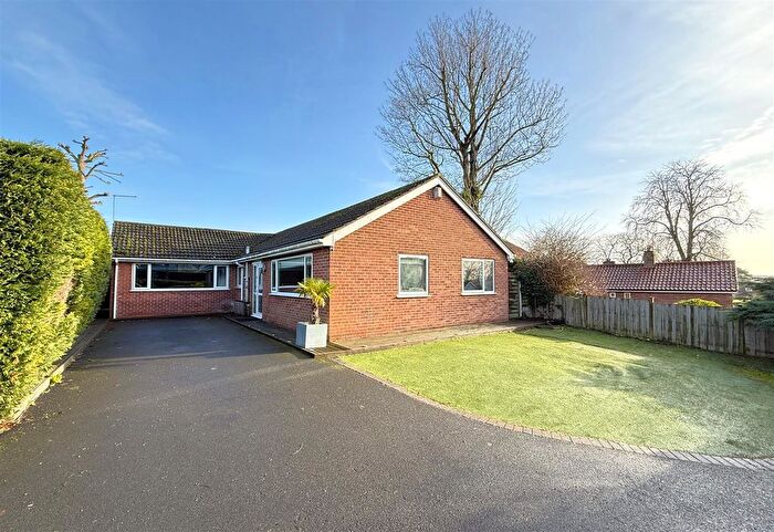 3 Bedroom Detached Bungalow For Sale In Park Road, Allington, NG32