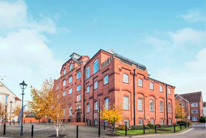 2 Bedroom Apartment To Rent In The Brew Tower -, OX14