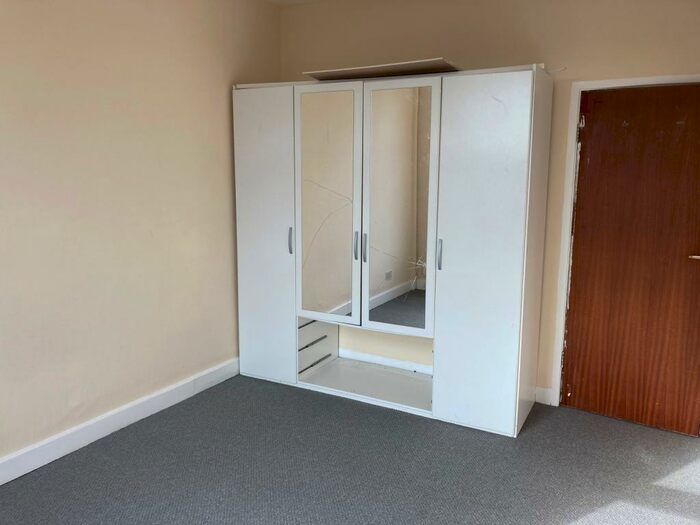 1 Bedroom Flat To Rent In Broad Street, Barry, The Vale Of CF62