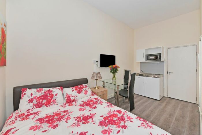 Studio To Rent In Cromwell Road, London, SW7