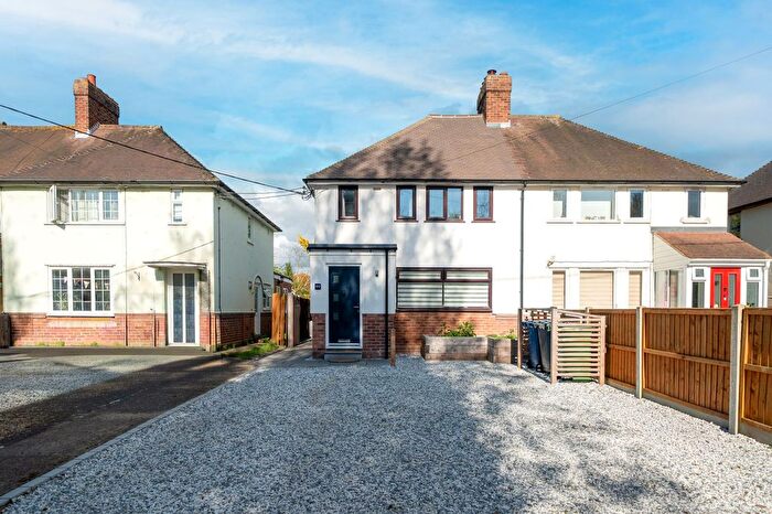 3 Bedroom Semi Detached House For Sale In High Street, Teversham, CB1