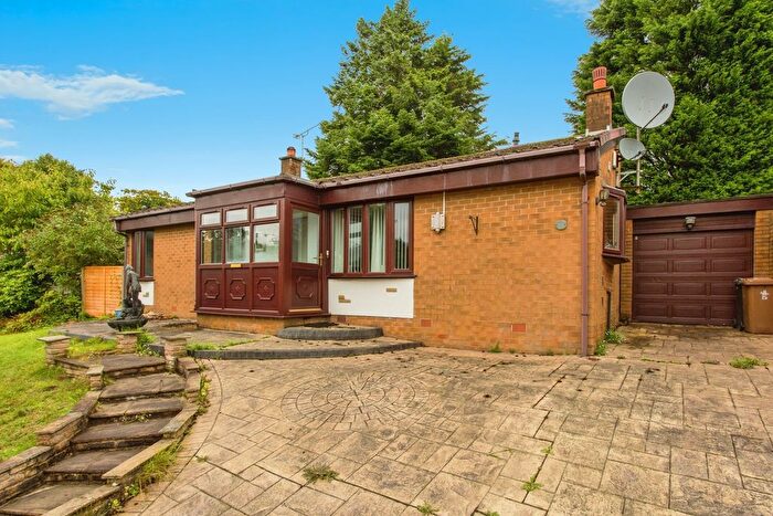 3 Bedroom Bungalow For Sale In Park Road, Leyland, Lancashire, PR25