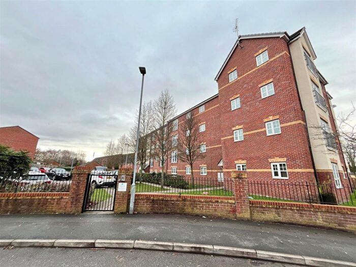 2 Bedroom Flat To Rent In Larch Gardens, Manchester, M8