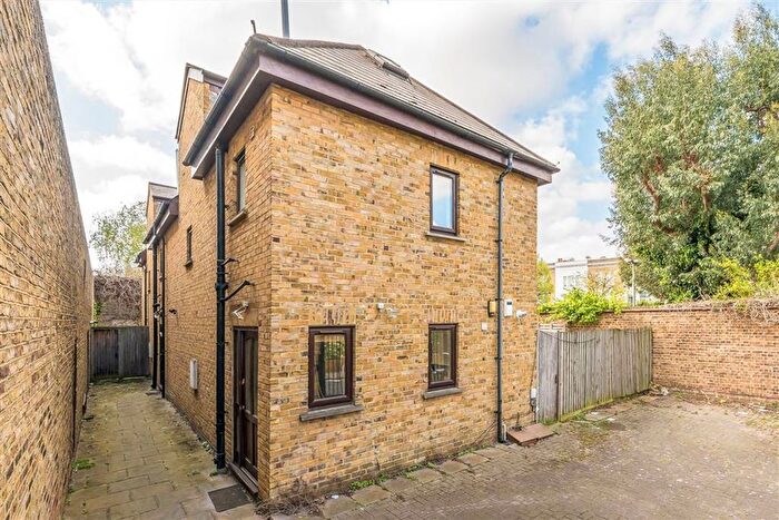 4 Bedroom Property For Sale In Broomgrove Road, Stockwell, SW9