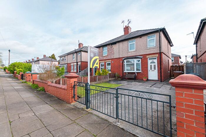3 Bedroom Semi-Detached House To Rent In Wigan Road, Leigh, WN7