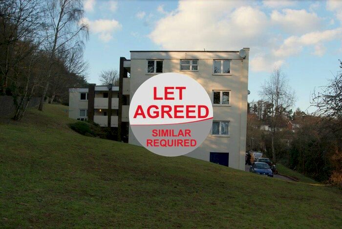 2 Bedroom Flat To Rent In Crownhill Rise, Torquay, TQ2