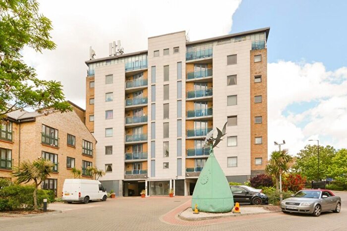 2 Bedroom Apartment To Rent In Iceland Wharf, London, SE16