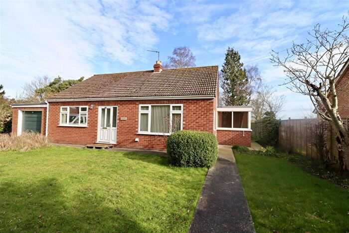 2 Bedroom Detached Bungalow For Sale In North End, Seaton Ross, York, YO42