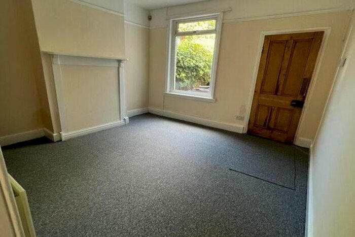3 Bedroom Terraced House To Rent In Avenue Road, Birmingham, B14
