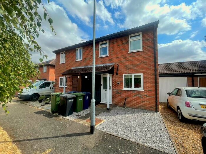 3 Bedroom House To Rent In Bryan Close, Ramsey, PE26