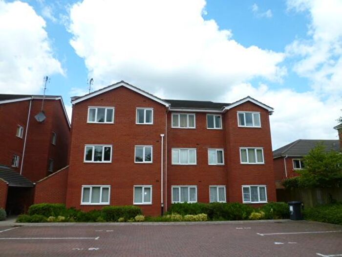 1 Bedroom Apartment To Rent In Knoll Court, Reservoir Road, Kettering, Northants, NN16