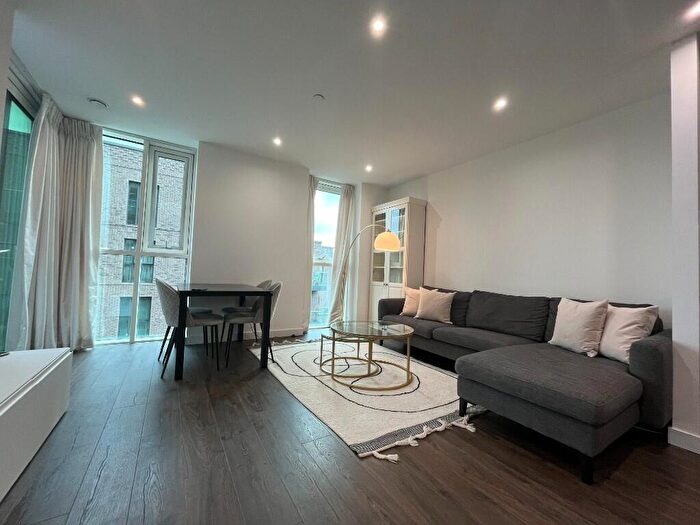 1 Bedroom Apartment To Rent In Hartingtons Court, Coster Avenue, London, N4