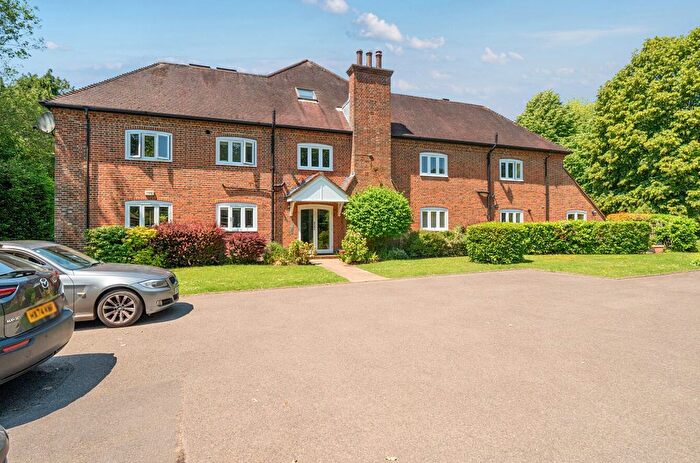 2 Bedroom Flat For Sale In Hambledon, Godalming, Surrey, GU8