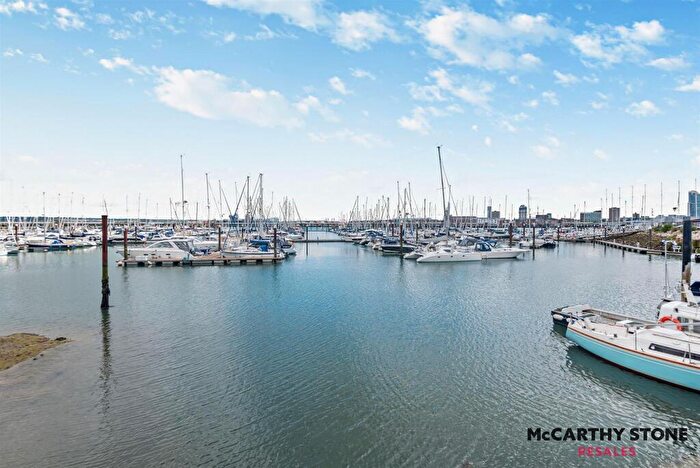 1 Bedroom Flat For Sale In Viewpoint, Harbour Road, Gosport, PO12