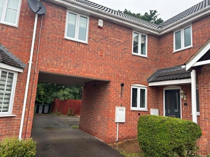3 Bedroom Terraced House To Rent In Youngs Close, Coddington, NG24