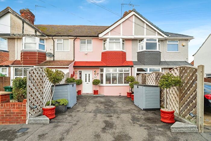 3 Bedroom Terraced House For Sale In Evelyn Crescent, Sunbury-On-Thames, TW16