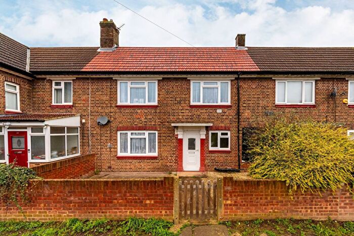 3 Bedroom Terraced House For Sale In Wesley Avenue, Hounslow, TW3