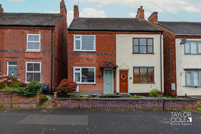 2 Bedroom Semi-Detached House For Sale In Woodhouse Lane, Tamworth, B77