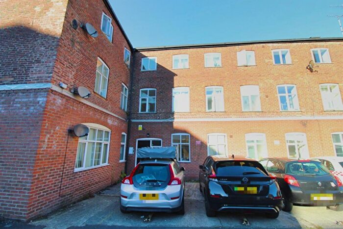 2 Bedroom Apartment To Rent In High Street, Stockport, SK1