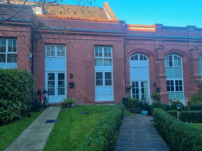 3 Bedroom Property To Rent In Kingswood Park, Kingswood, Frodsham, WA6