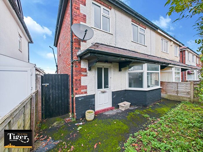 3 Bedroom Semi Detached House For Sale In Cannock Avenue, Blackpool, FY3