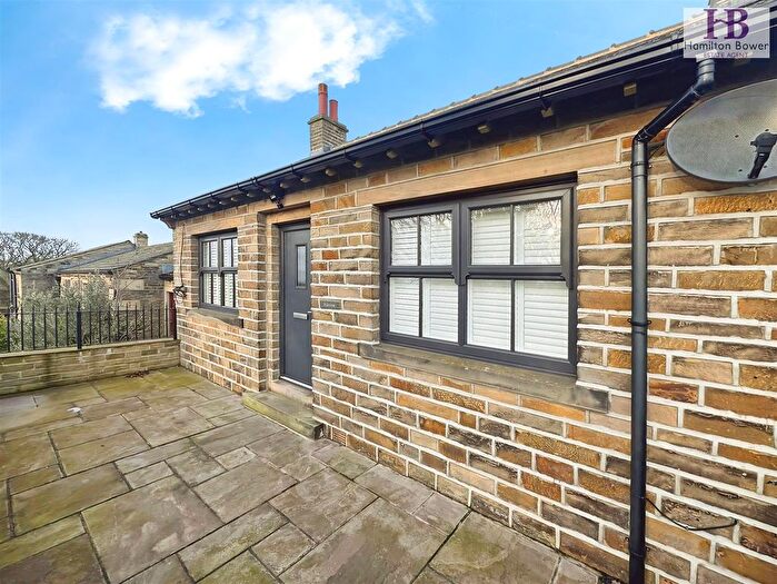 2 Bedroom End Terrace House To Rent In Coley Road, Coley, Halifax, HX3