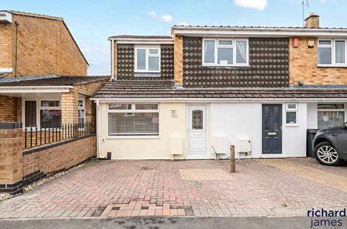 1 Bedroom End Of Terrace House To Rent In Bolingbroke Road, Swindon, Wiltshire, SN2