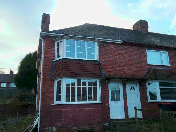3 Bedroom House To Rent In George Street, CV7
