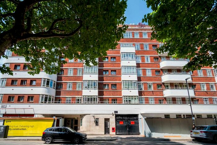 1 Bedroom Flat To Rent In University Street, Euston, London, WC1E