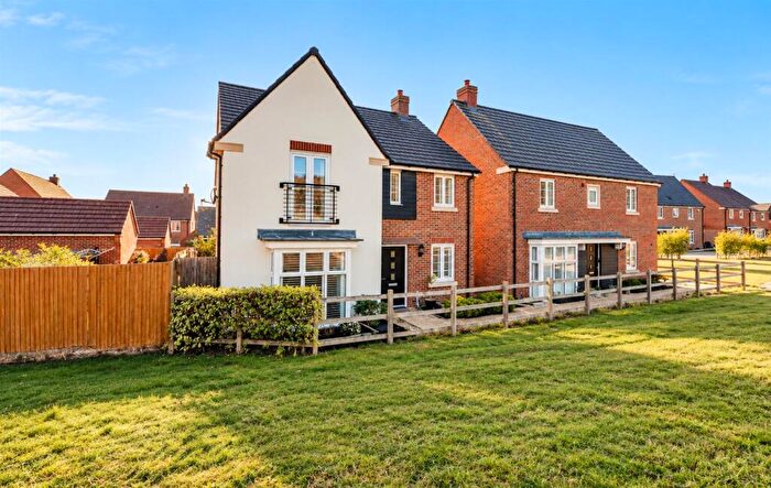 4 Bedroom Detached House For Sale In Hasker Road, Spiers Meadow, RG24