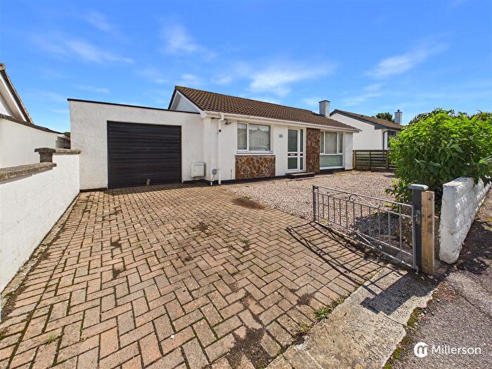 2 Bedroom Bungalow For Sale In Bellever Parc, Camborne, TR14