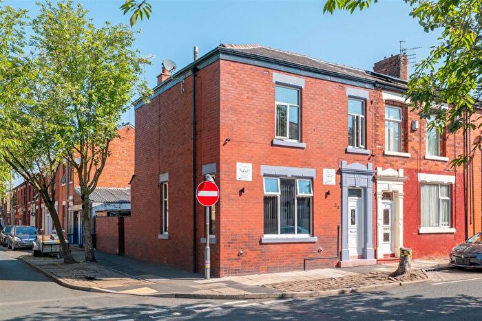 4 Bedroom End Of Terrace House For Sale In Trafford Street, Preston, PR1