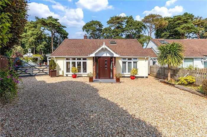 3 Bedroom Bungalow For Sale In Plantation, Everton, Lymington, Hampshire, SO41