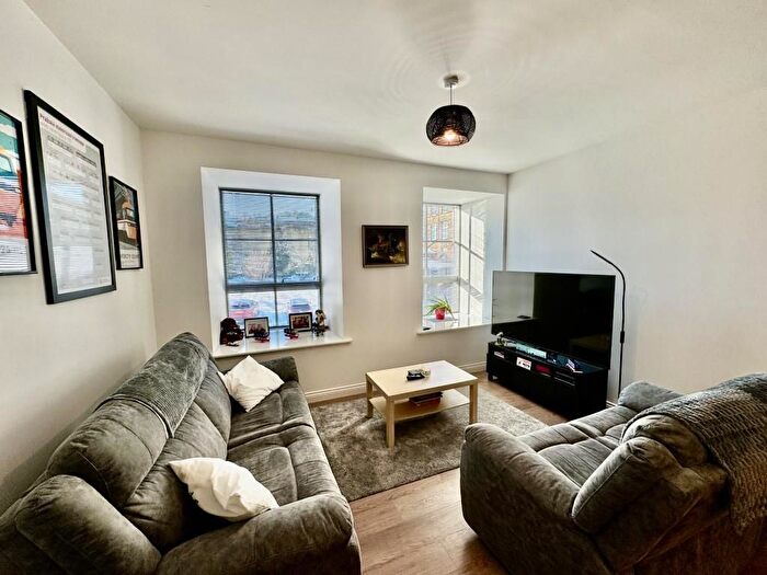 2 Bedroom Flat For Sale In Bridgehouse Mills, River View, Haworth, BD22