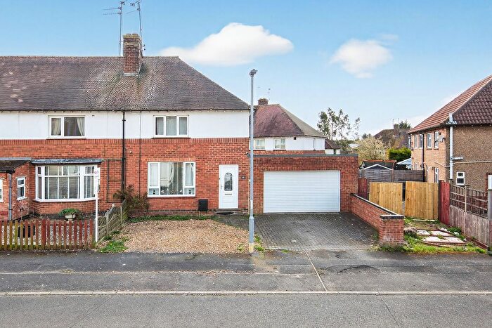 2 Bedroom Semi Detached House For Sale In Cherry Road, Kettering, NN16