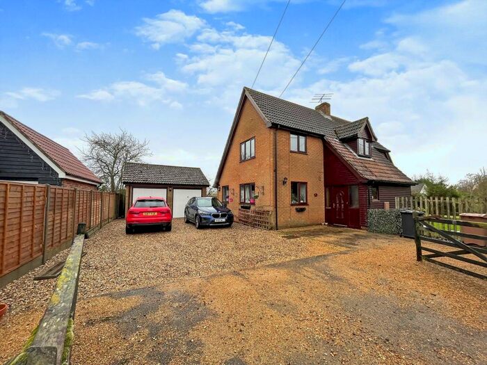 4 Bedroom Detached House For Sale In The Street, Shimpling, Bury St. Edmunds, IP29