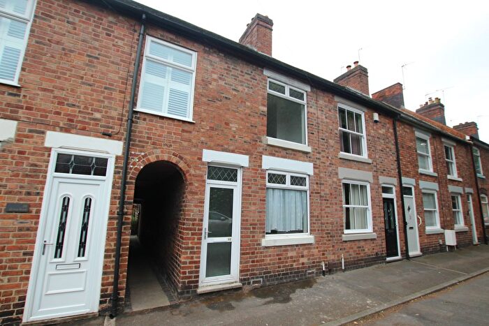 2 Bedroom Terraced House To Rent In Grove Road, Atherstone, CV9