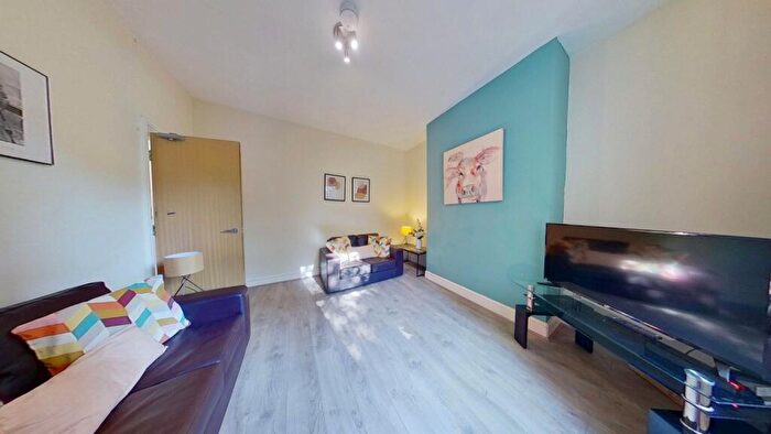 4 Bedroom Terraced House To Rent In Wellington Street, Nottingham, NG3