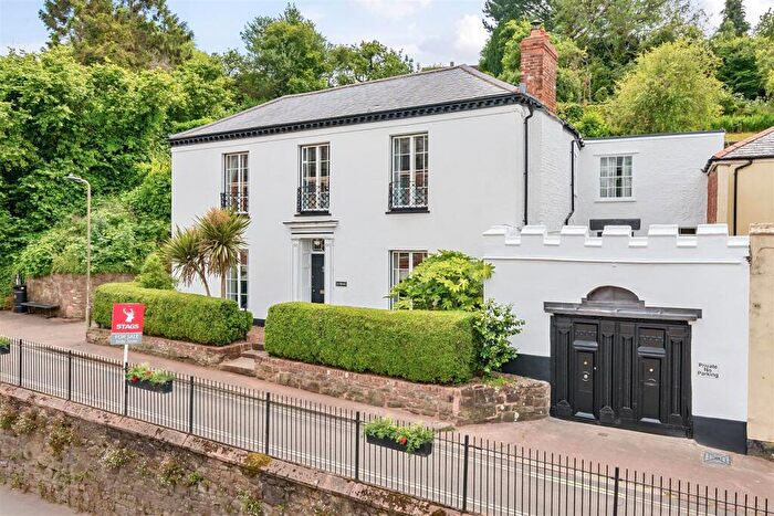 5 Bedroom Detached House For Sale In Union Terrace, Crediton, EX17