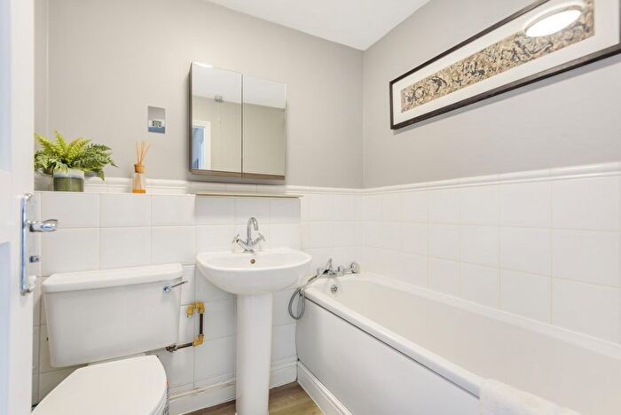 1 Bedroom Flat To Rent In John Archer Way, London, SW18