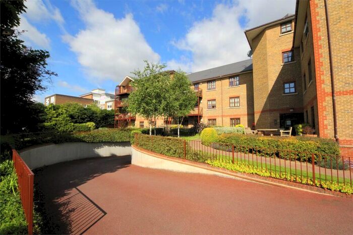 2 Bedroom Flat To Rent In Green Dragon Lane, Winchmore Hill, N21